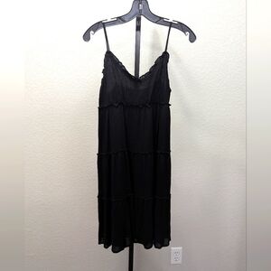 3/$14 NWOT Black Sleeveless Tiered Dress